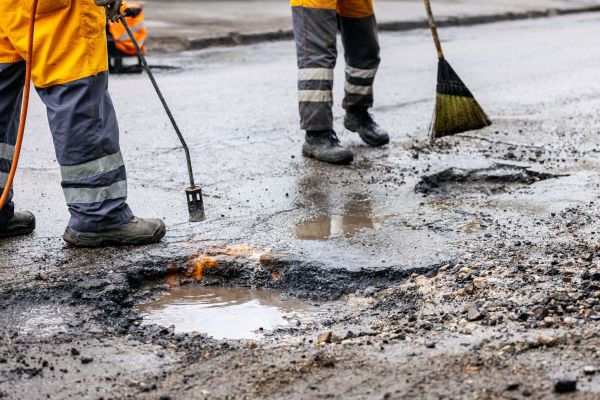 Cost of Gravel Pothole Repair in Lawrence